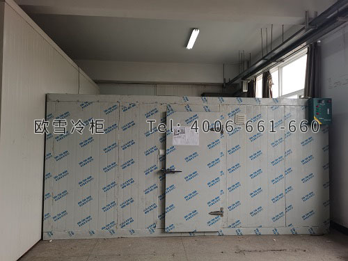 冷庫(kù)安裝.jpg 冷庫(kù)安裝.jpg