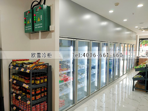 小型雙溫冷庫(kù)安裝.jpg 小型雙溫冷庫(kù)安裝.jpg