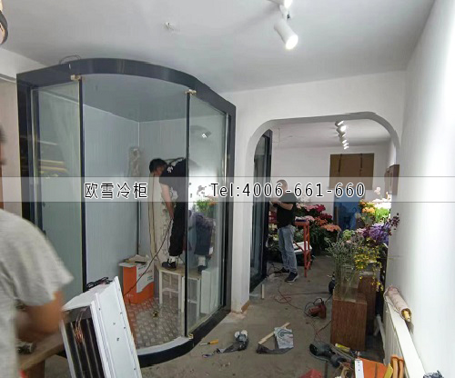 鮮花玻璃冷庫安裝.jpg