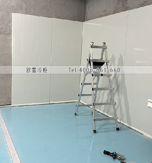 冷庫(kù)安裝.jpg 冷庫(kù)安裝.jpg