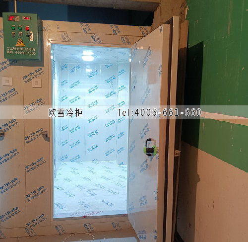 小型冷庫(kù).jpg 小型冷庫(kù).jpg